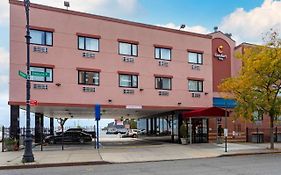 Comfort Inn Brooklyn